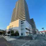 旭町のタワーマンション16階の角部屋です♪長崎の町が見渡せる眺望が魅力的(^^)夜景もきれいです☆1階にはスーパーがあり、長崎駅も徒歩圏内の生活便利地です☺