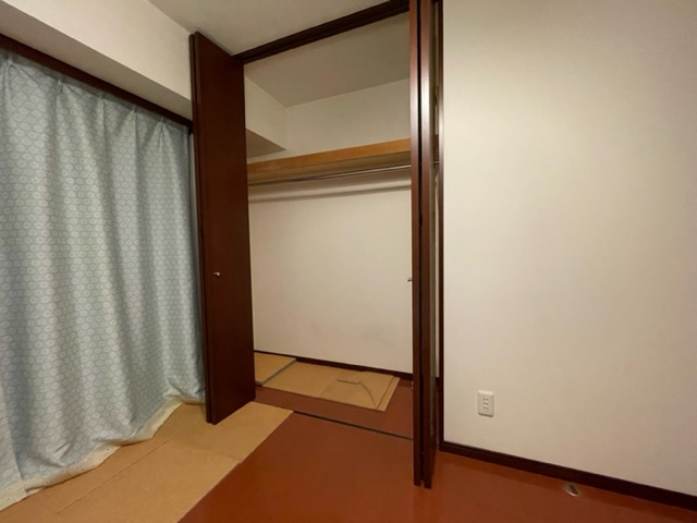 旭町のタワーマンション16階の角部屋です♪長崎の町が見渡せる眺望が魅力的(^^)夜景もきれいです☆1階にはスーパーがあり、長崎駅も徒歩圏内の生活便利地です☺