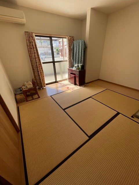 長崎市宿町に人気の平家戸建の物件が出ました★2016年に内装リフォーム済(*^^*)縦列駐車ですが3台以上駐車可能!日当り良好です☆彡