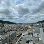 旭町のタワーマンション16階の角部屋です♪長崎の町が見渡せる眺望が魅力的(^^)夜景もきれいです☆1階にはスーパーがあり、長崎駅も徒歩圏内の生活便利地です☺