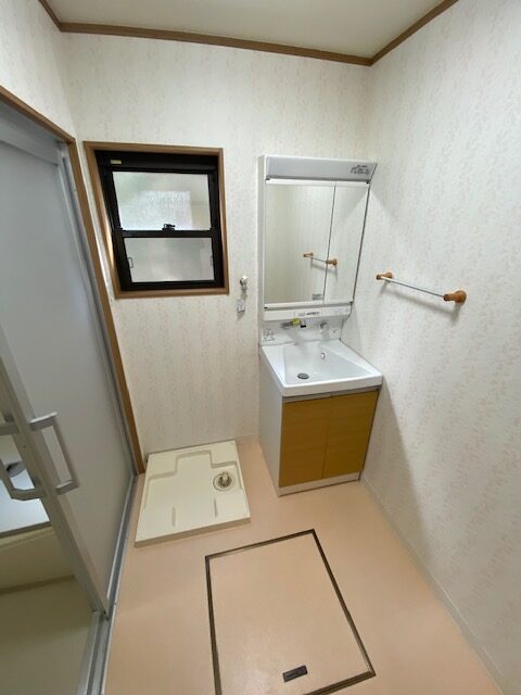 長崎市高尾町オール電化中古売家♪約７年前に１階部分リフォーム済み♪防犯カメラ付！
