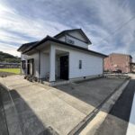 諫早市近隣に位置する森山町中古住宅★長閑な場所に佇む4LDK★2018年に浴室、洗面化粧台、エコキュート設置、外壁屋根塗装を行っています☆近隣には島原鉄道の駅や島原道路等交通アクセスも良好です★価格のご相談もお問合せください☆