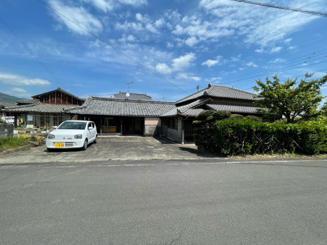 諫早市高来町溝口売地☆約105坪の広々とした整形地です♪角地で南向き！陽当たり良好☺