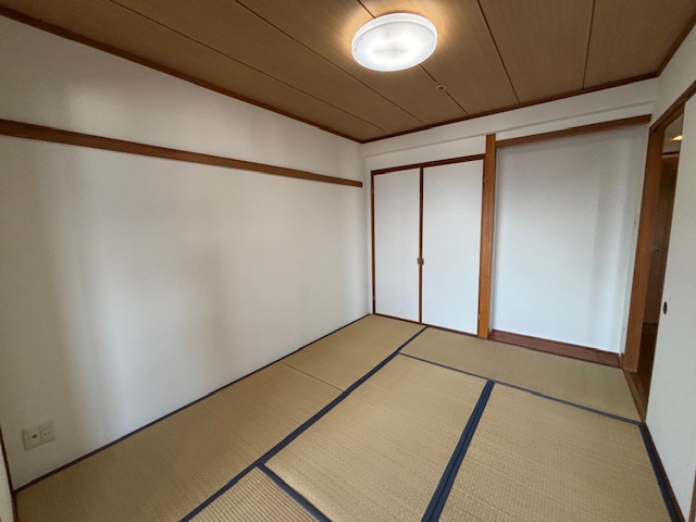 長崎市界中古マンション★12階の角部屋で願望良好!日見小学校・日見中学校も近くお子様の通学も安心です♪空家のためいつでも内覧可能です。お気軽にお問い合わせください♪