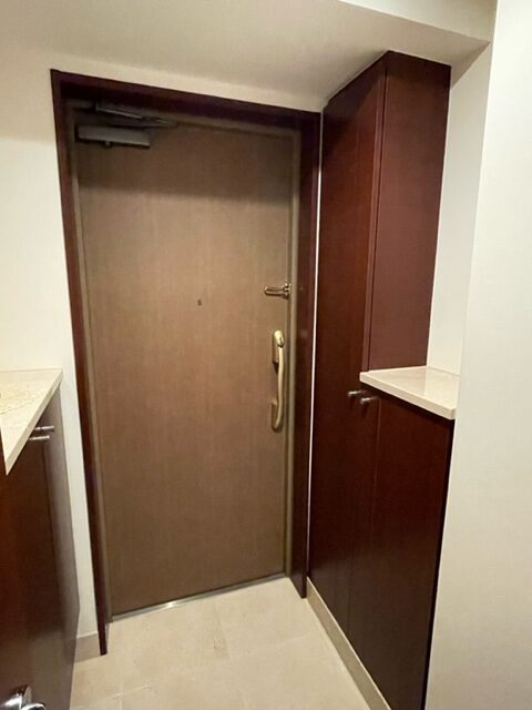 旭町のタワーマンション16階の角部屋です♪長崎の町が見渡せる眺望が魅力的(^^)夜景もきれいです☆1階にはスーパーがあり、長崎駅も徒歩圏内の生活便利地です☺