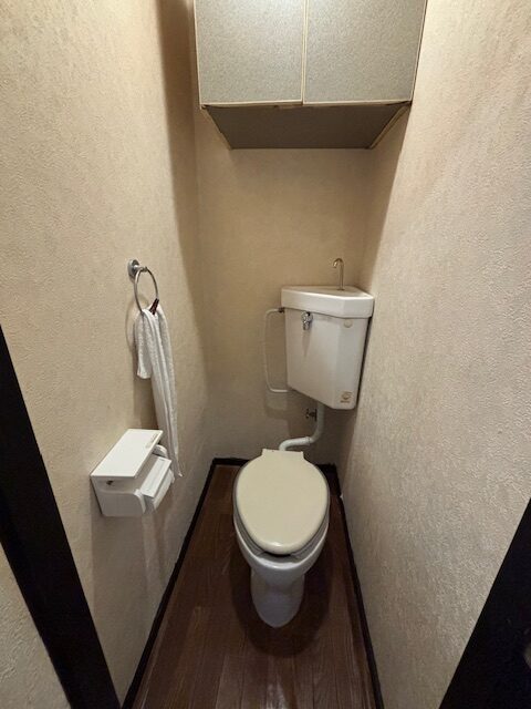 長崎市西小島2丁目売中古マンション★3階建ての最上階角部屋!駐車場軽自動車1台付(無料高さ制限180cmまで)、広々としたバルコニー、ペット飼育可能、空家となっておりますので内覧可能です。